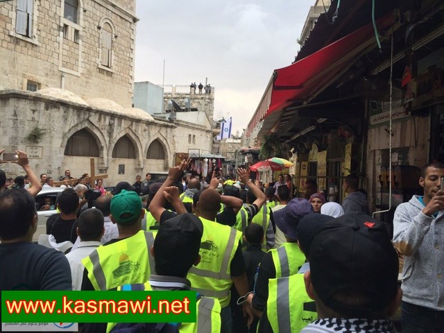  فيديو: رغم عراقيل الاحتلال المسيرة من حيفا للاقصى تصل الاقصى والمشاركون يسجدون شكرا لله  